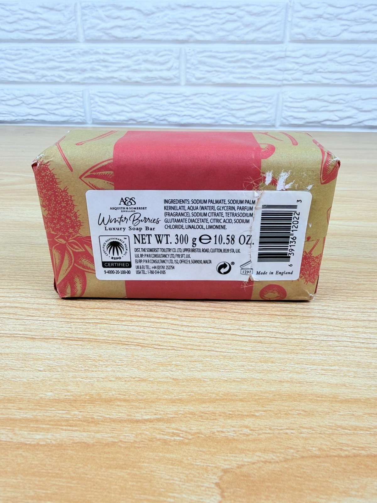 New Asquith & Somerset Winter Berries Luxury Soap Bar 10.58 oz England