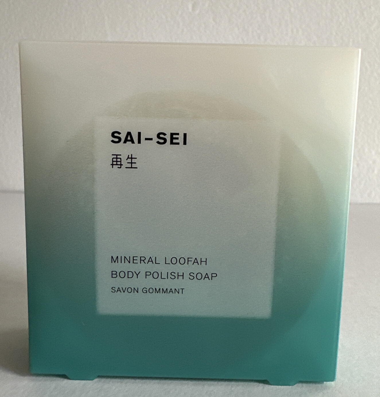 Sai Sei Mineral Loofah Body Polish Soap Cleansing Purifying Moisturizing