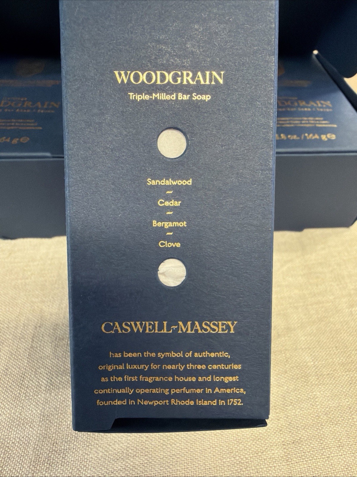 Caswell-Massey Triple Milled Heritage Woodgrain 3 Count (Pack of 1)