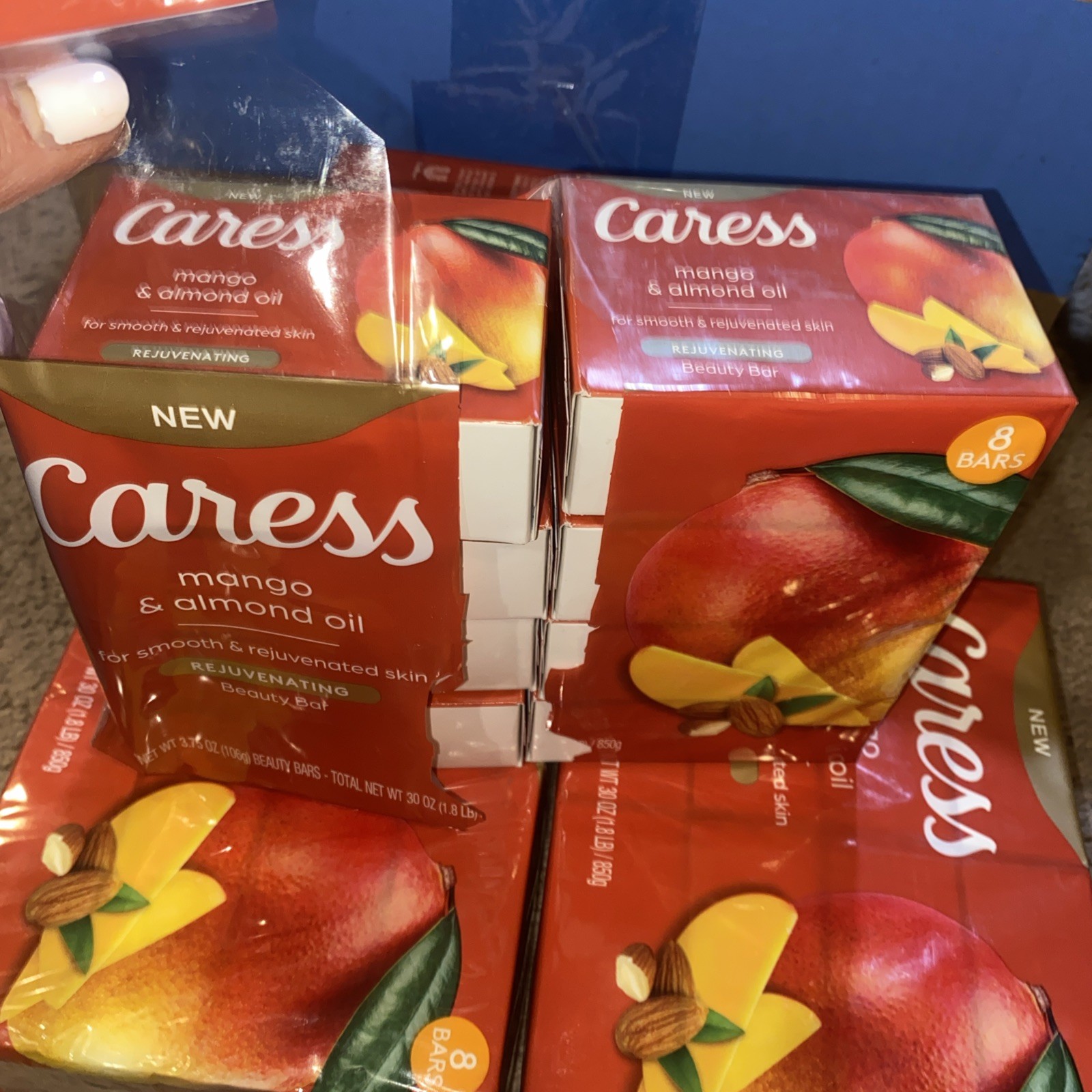 8 Bars Caress Soap Mango & Almond Oil REJUVENATING Beauty Bars 3.75 Open Pkg