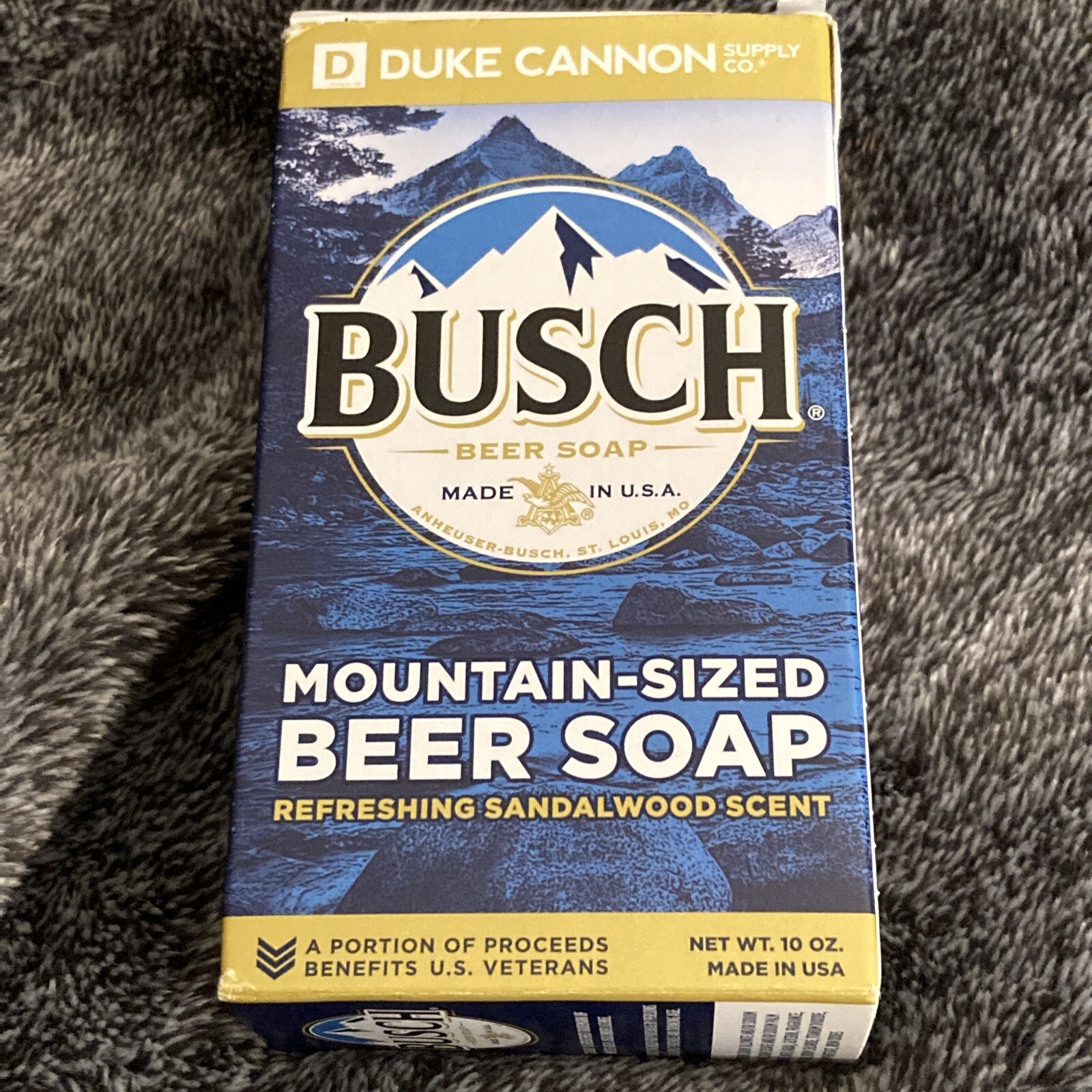3)DUKE CANNON BUSCH BEER SOAP MOUNTAIN-SIZED SANDALWOOD SCENT 10OZ. BEN US VETS.