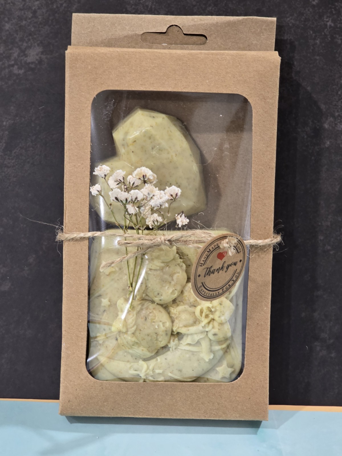 Aloe Vera & Chamomile Goat Milk Soap – Gentle Handmade Soap Bar – Natural