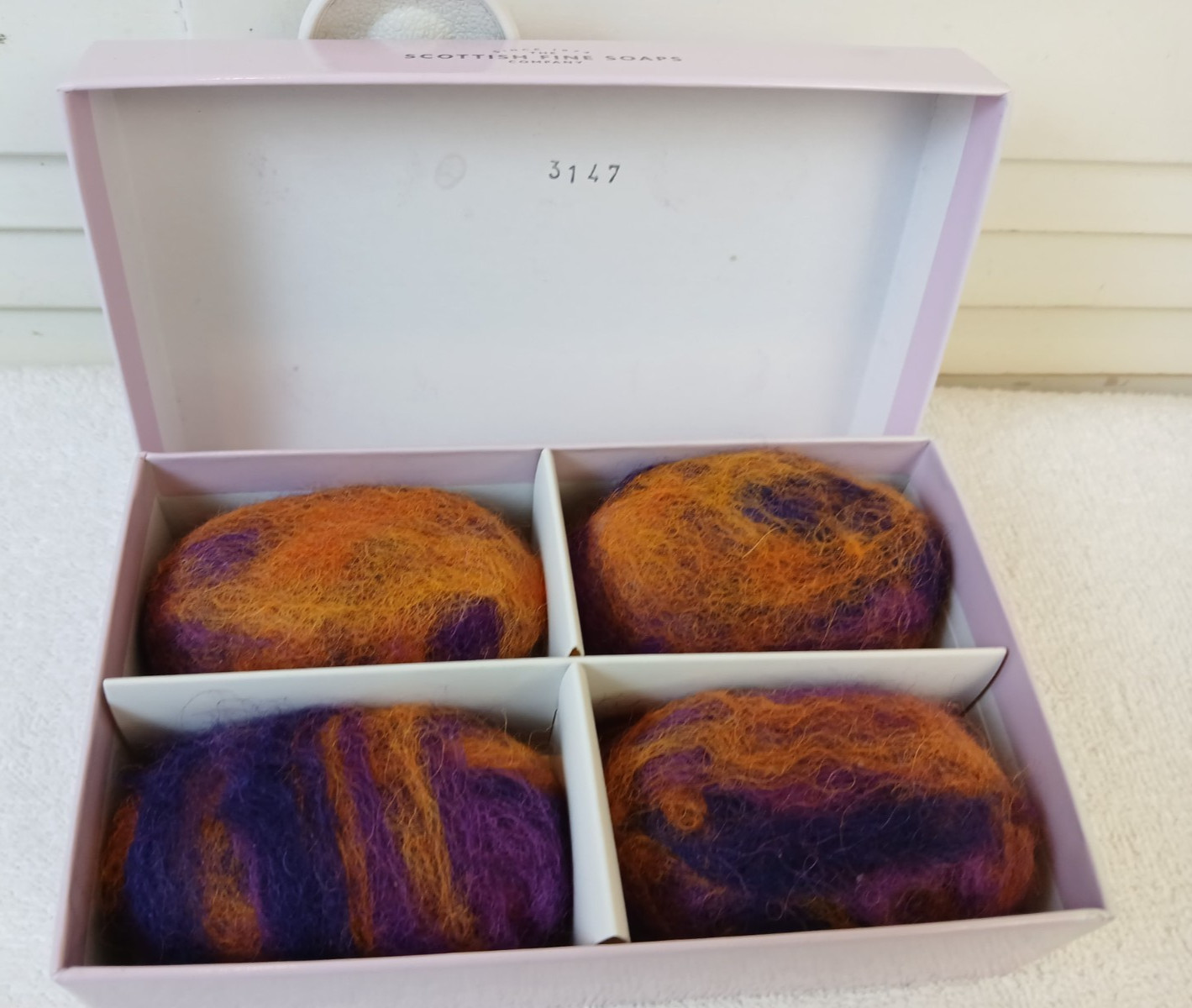 The Lavender fine Scottish soaps company,Lavender Lavande,4 x 100g,Felt Wrapped