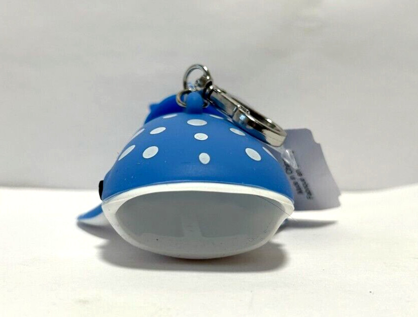 NEW Bath & and Body Works Blue SHARK Whale Pocket Hand Gel Holder Keychain NWT