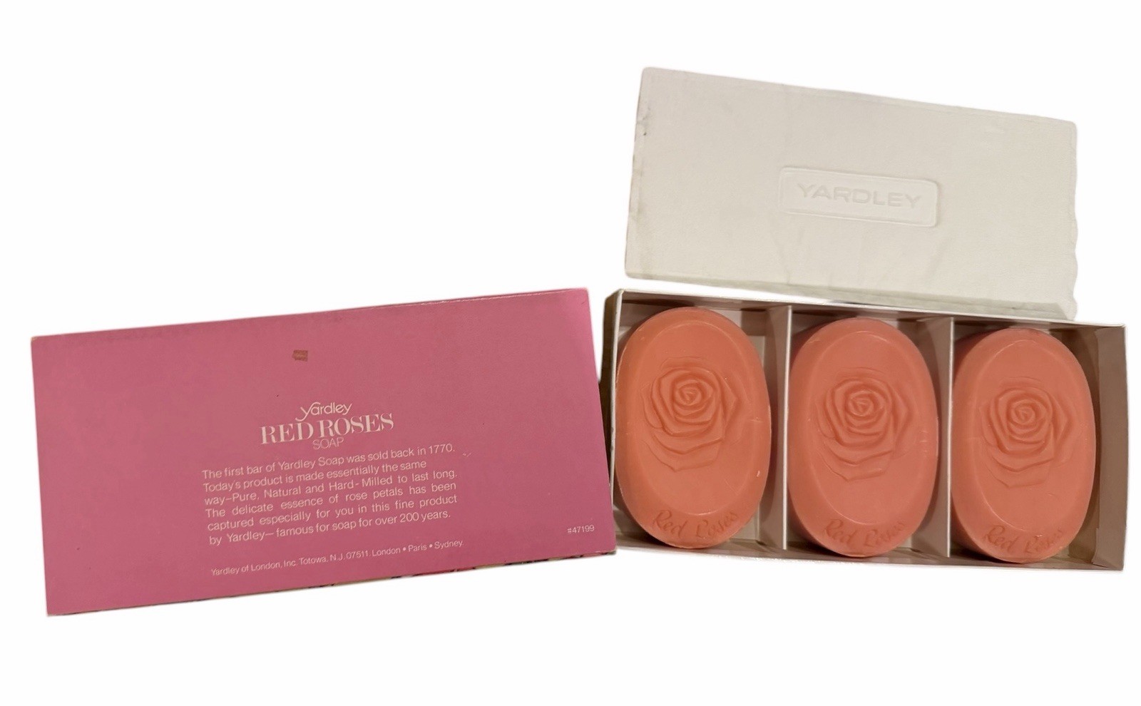 VINTAGE YARDLEY Red roses Soap Bars Set of 3 New in Package