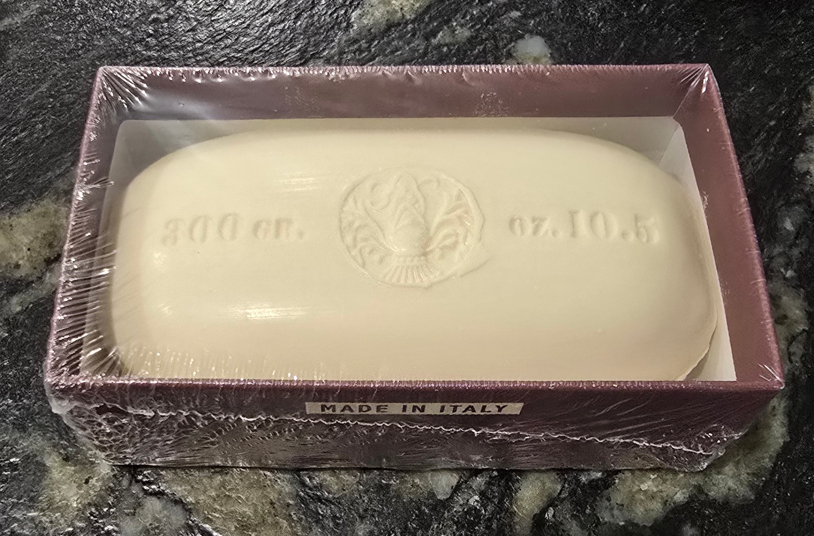 Cedarwood Soap from Italy- Sapone Artigianale (Saponerie Mario Fissi, 10.5oz)