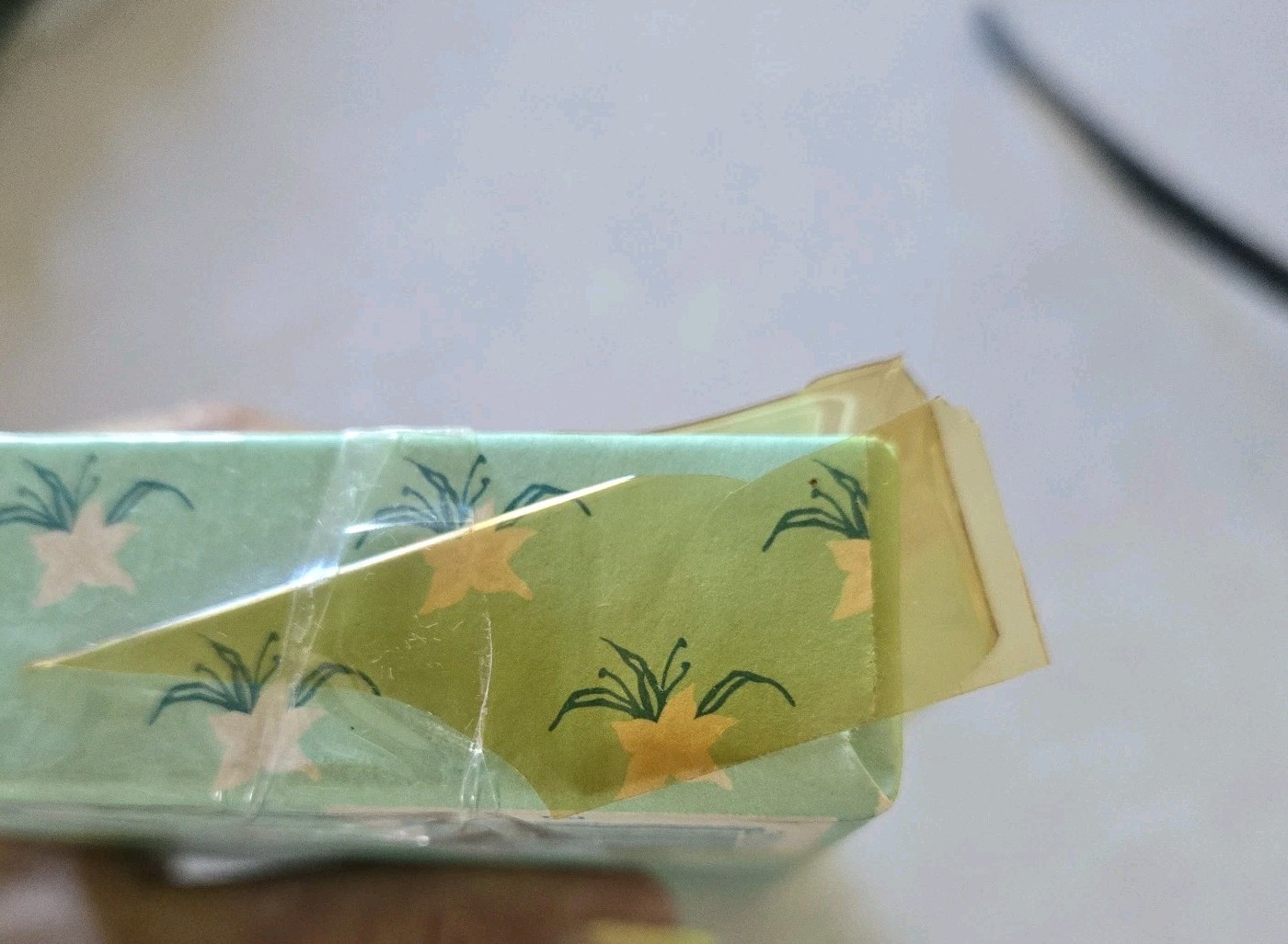 Vintage Delegar Perfumed Guest Soaps Island Blossoms Flower Shape Daisy