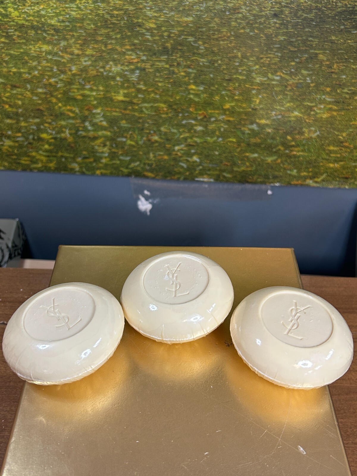YVES SAINT LAURENT RIVE GAUCHE 4OZ X3 VINTAGE SOAPS (NEW WITH BOX)