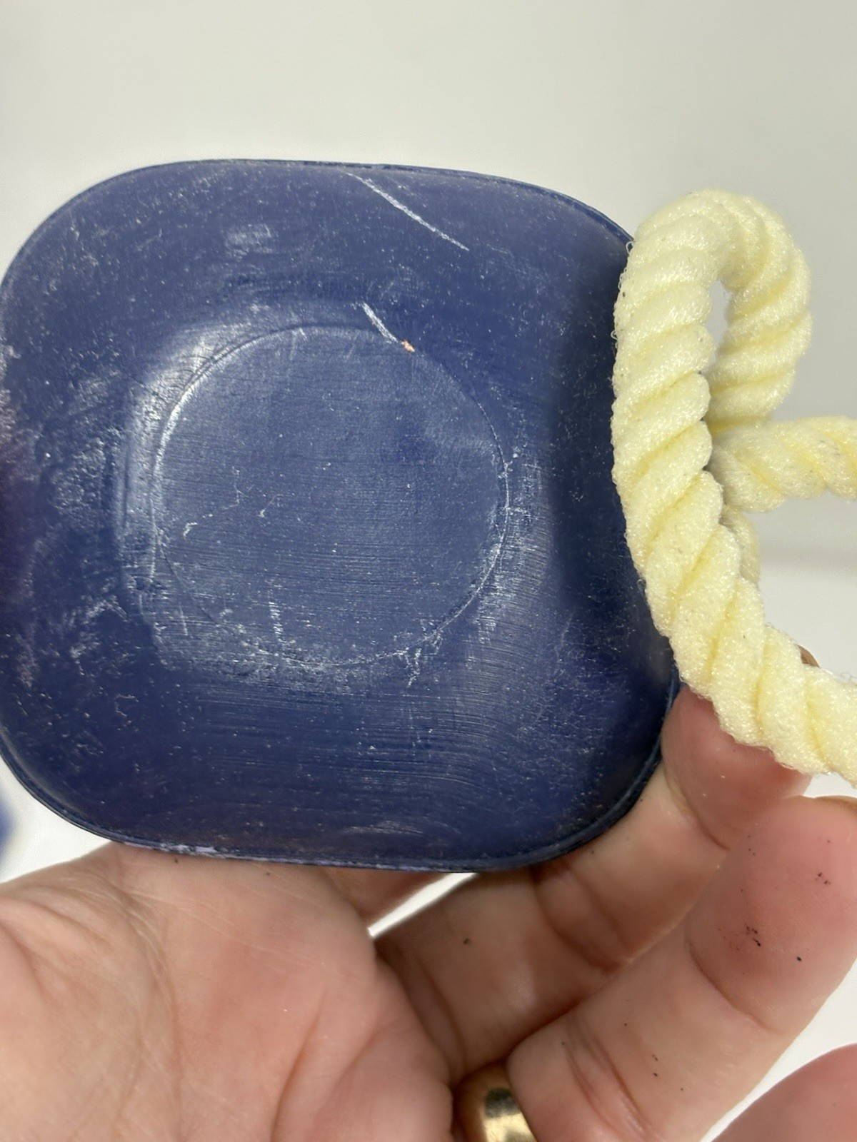 Avon Mesmerize Men’s Soap on a Rope 5 ounces New Old Stock Discontinued For Men