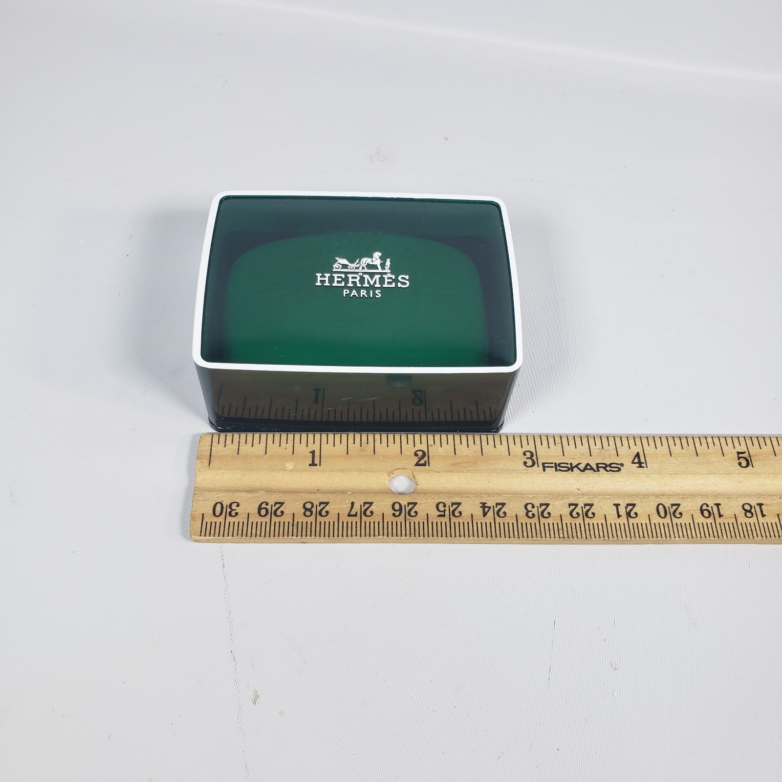 New HERMES Perfumed Soap Eau D’Orange Verte 1.7 oz Travel Size Paris Hard Case