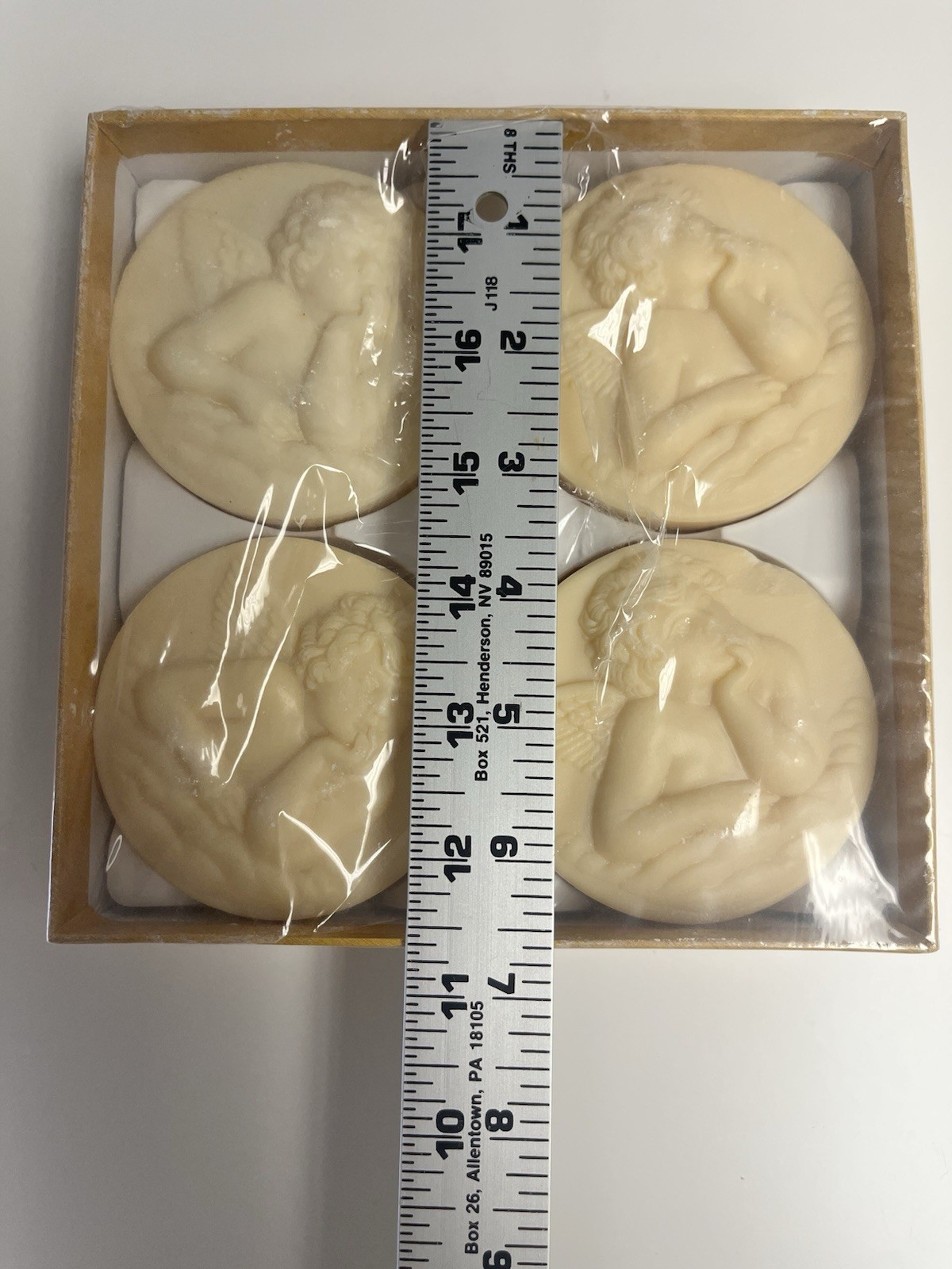 Saponificio Artigianale Fiorentino Raphael Cherub Angel Soap 4 Round Relief