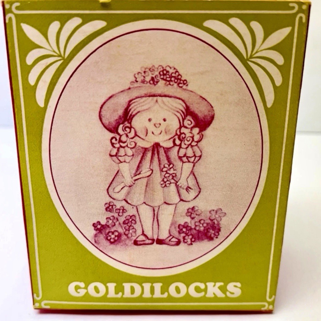 Vintage Goldilocks Play Tub Soap w Box Neiman Marcus Yellow Collectible