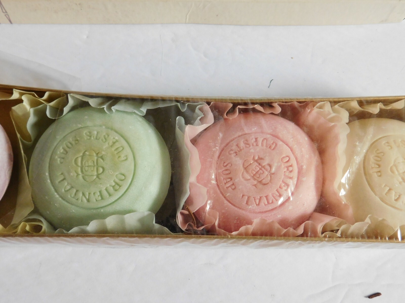 VTG 60’s PHILLIPS OF LONDON Oriental Guest Soap Vanity in open box unused READ