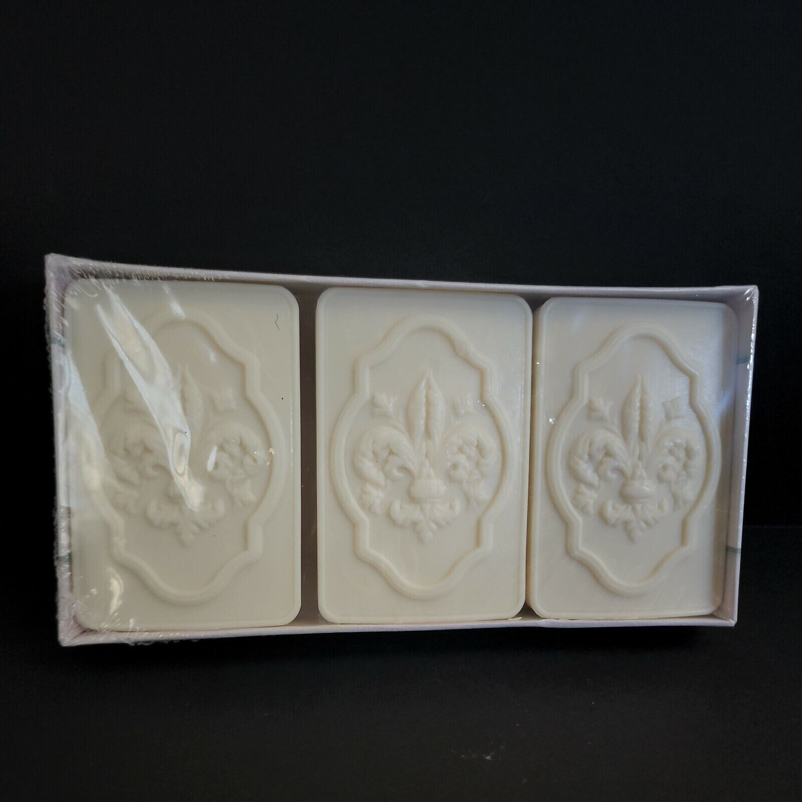 SAPONIFICIO ARTIGIANALE GARDENIA SCENTED SOAP 3 x 4.40 oz NIB FREE SHIPPING!