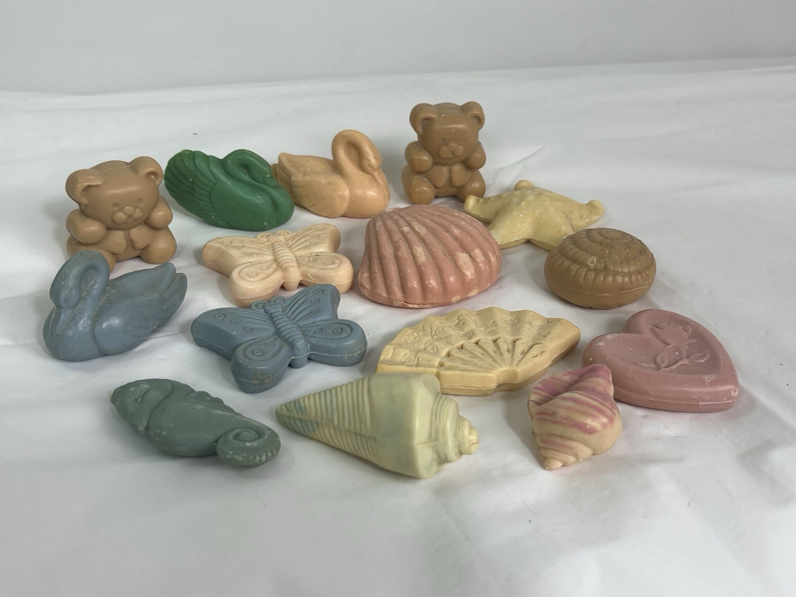 Vintage Guest Colorful Shaped Soap Seashells Butterflys Swans Bears Lot of 15
