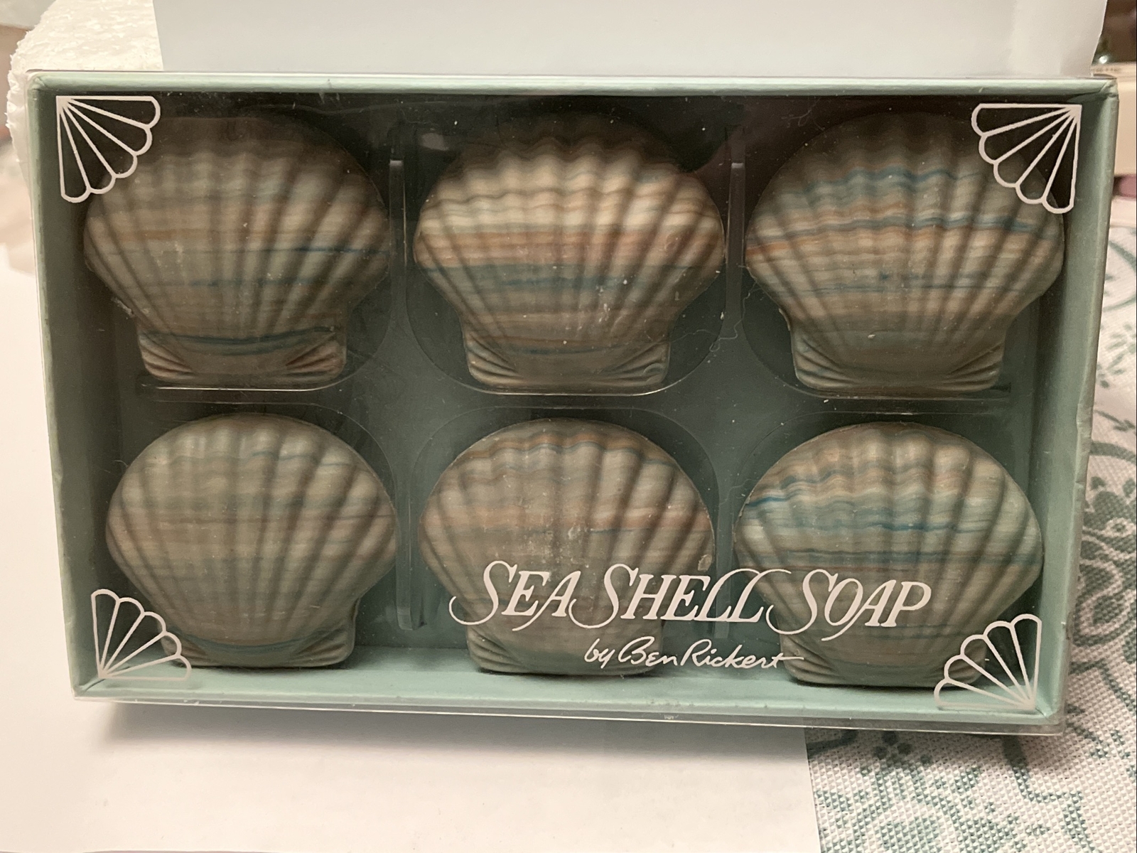 Vintage 5 Oz. Box of 6 Guest Sized Seashell Sea Shell Soap Soaps Ben Rickert New