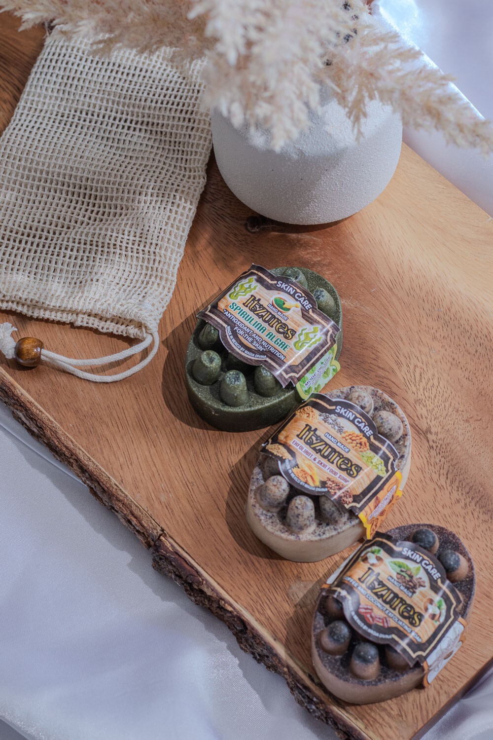 HANDMADE COFFEE SOAP BAR FOR CELLULITE ITZURES 100% NATURAL ( 2 pieces)