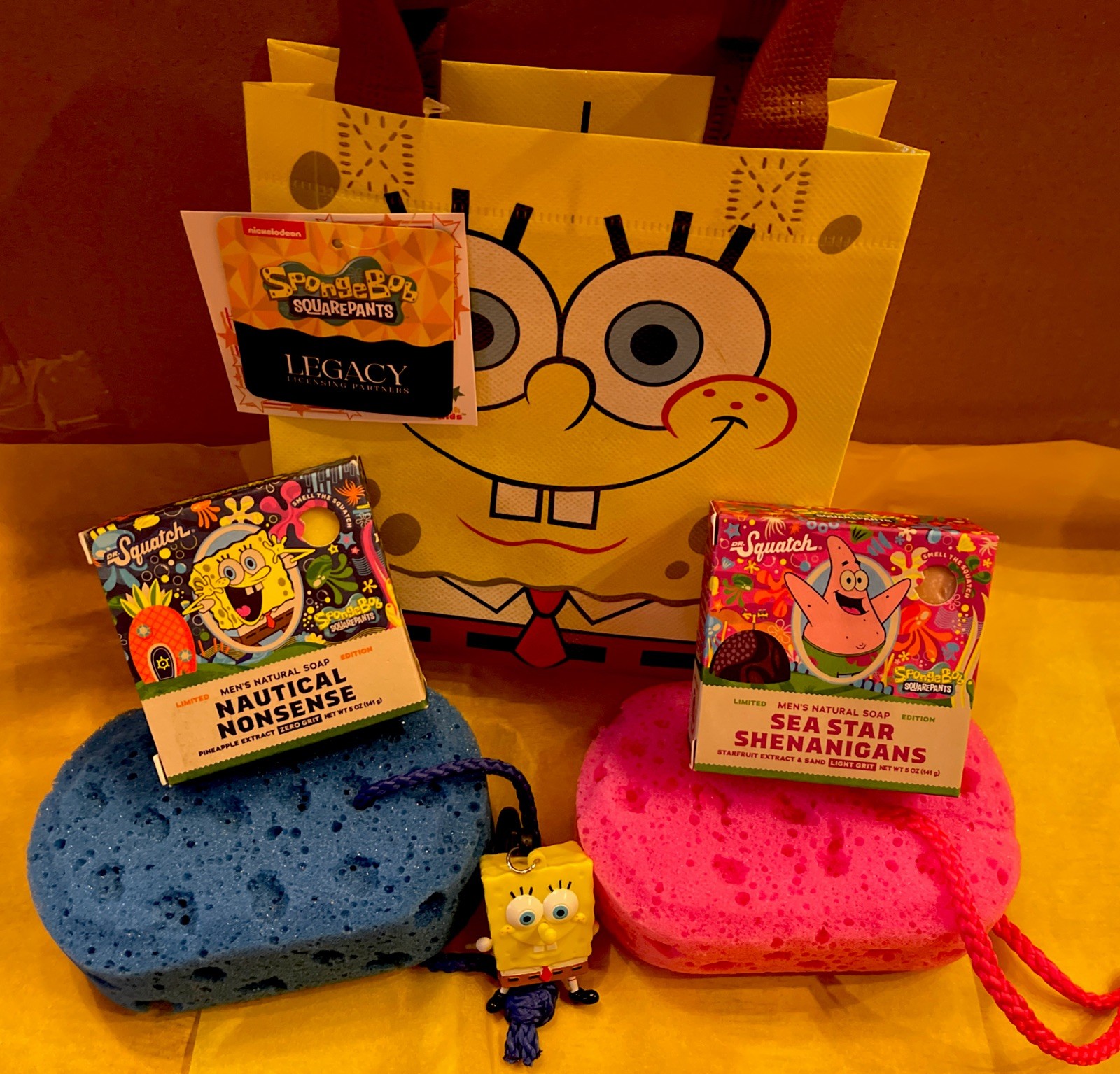 SpongeBob Nautical Nonsense & Sea Star Dr. Squatch Briccs Gift Set & 1 FIGURE