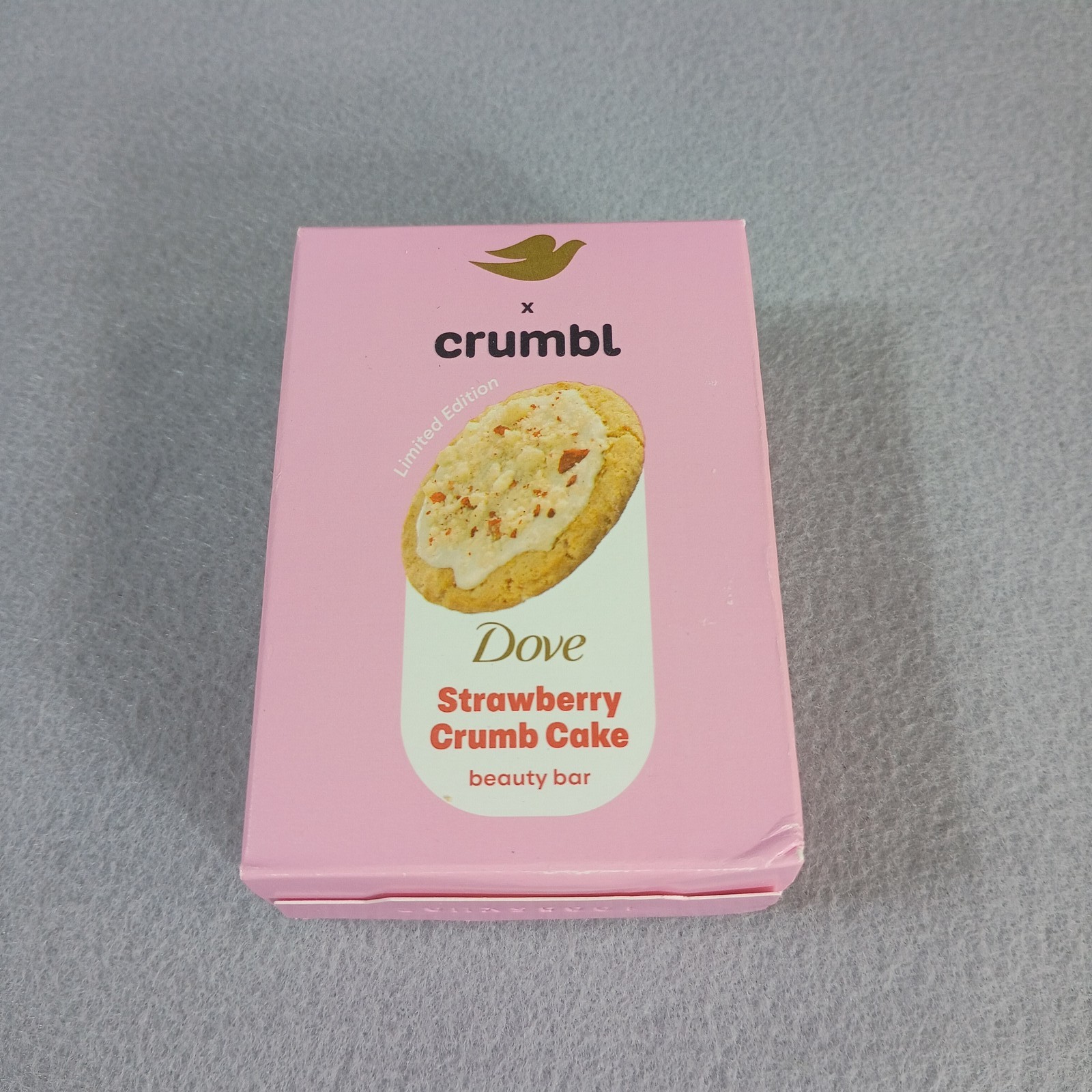 Dove x Crumbl Limited Edition Strawberry Crumb Cake Beauty Bar Soap 3.75 oz NEW