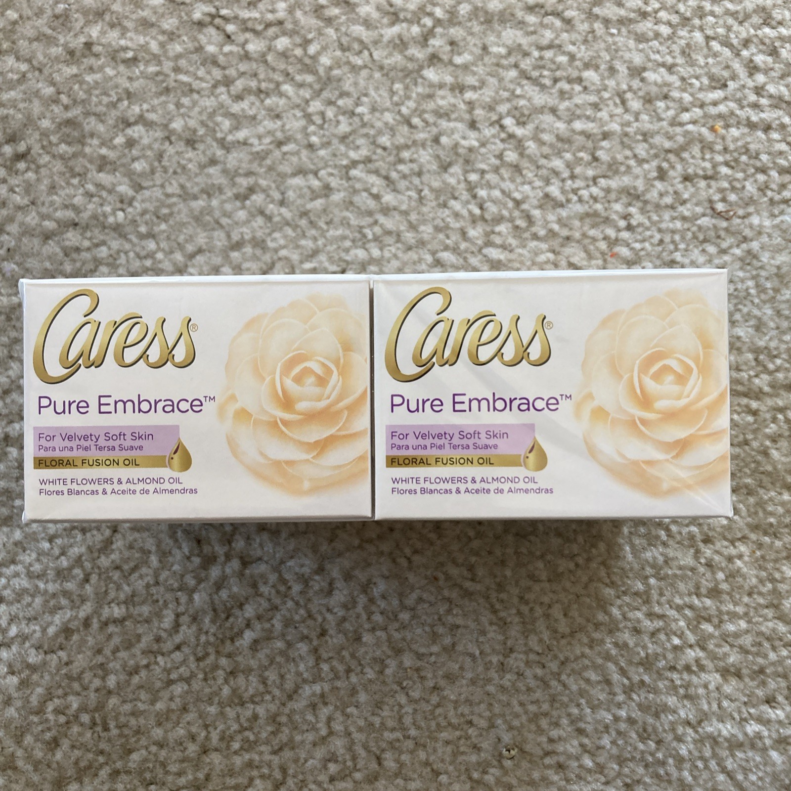 Caress Pure Embrace White Flowers & Almond Oil Floral Fusion Oil 6 4oz Bars