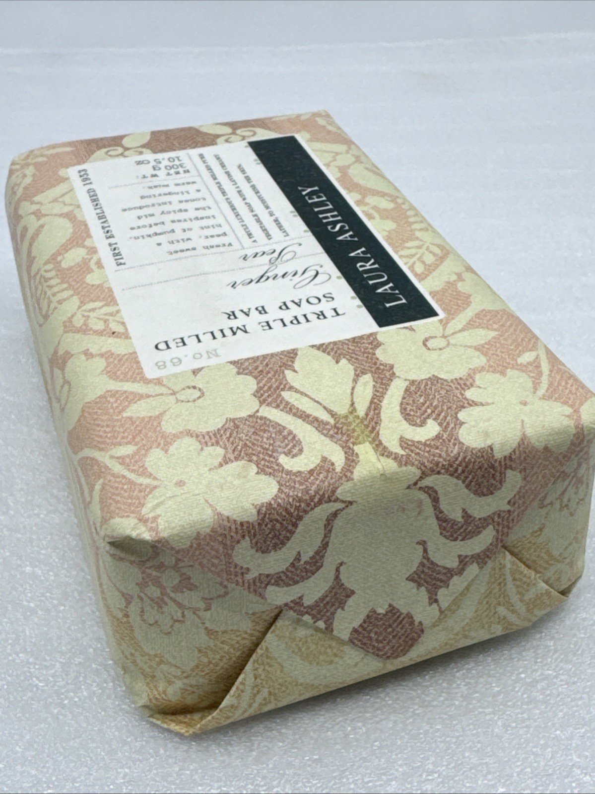 Laura Ashley Triple Milled Pure Vegetable Soap Bar GINGER PEAR 10.5oz Portugal