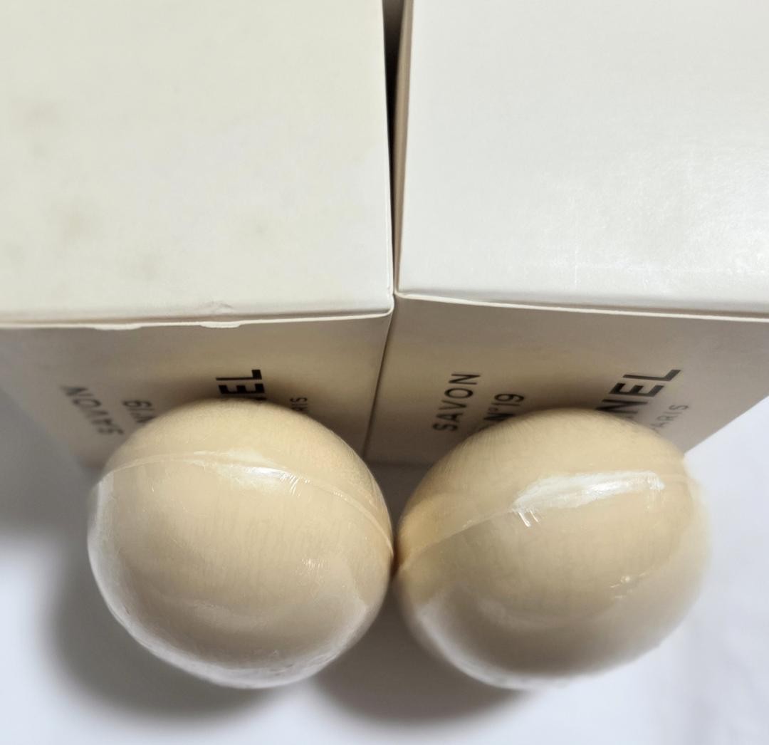 Set of 2 CHANEL Soap Savon No.19 100g Japan soap sealed