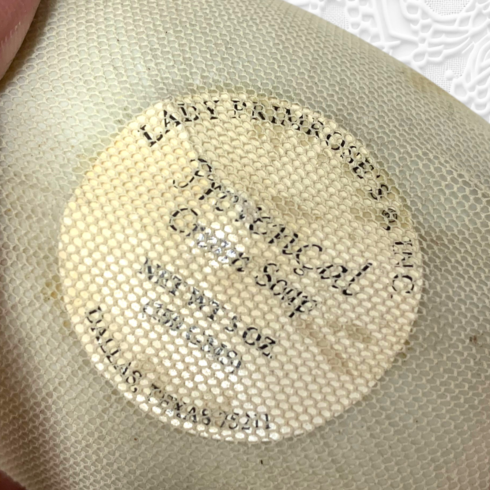 Vintage Lady Primrose Provencal Lavender French Milled Soap Lace Exfoliant 5 oz
