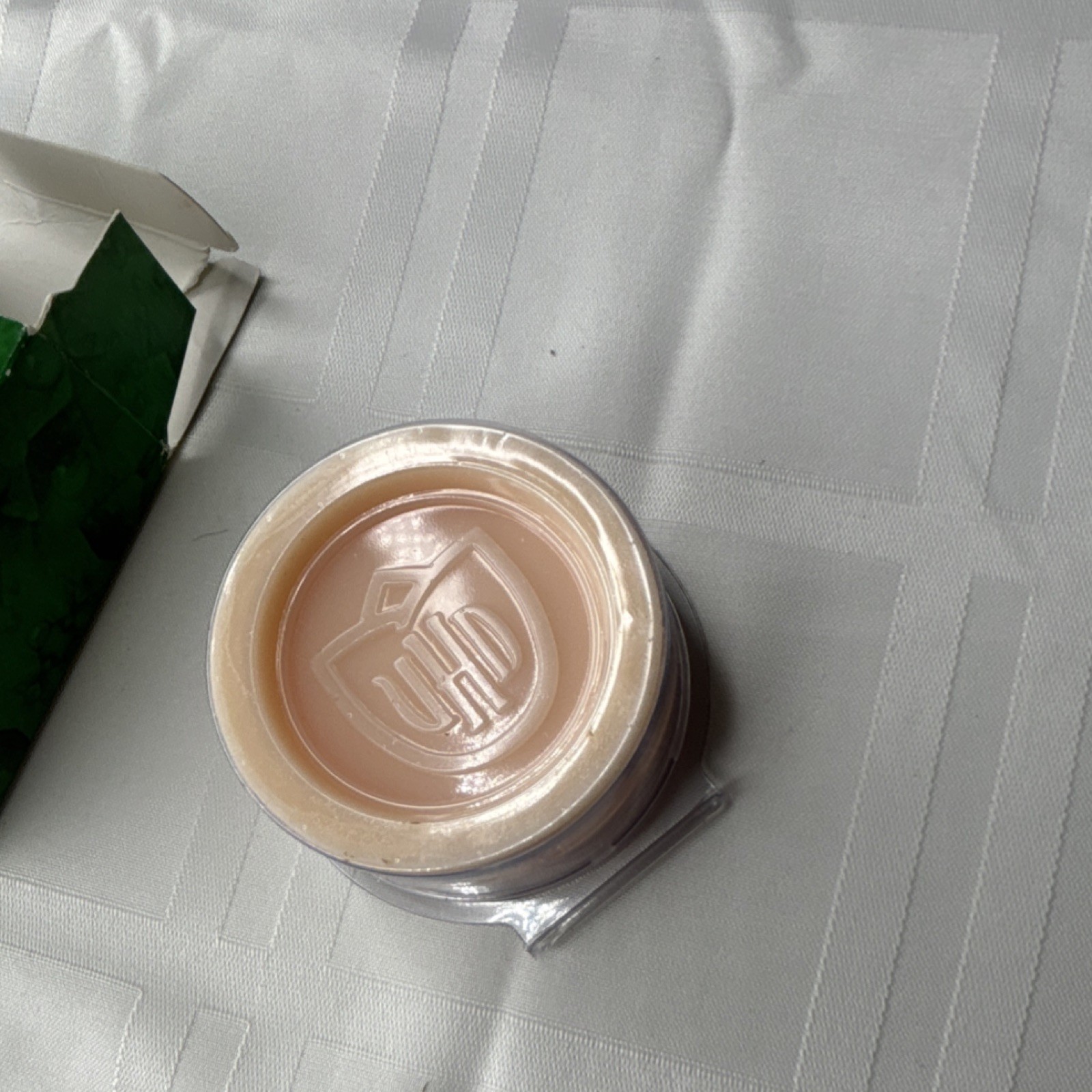 Van Der Hagen Deluxe Shave Soap Aloe Vera Shea Butter Alcohol-Free 2.5 oz