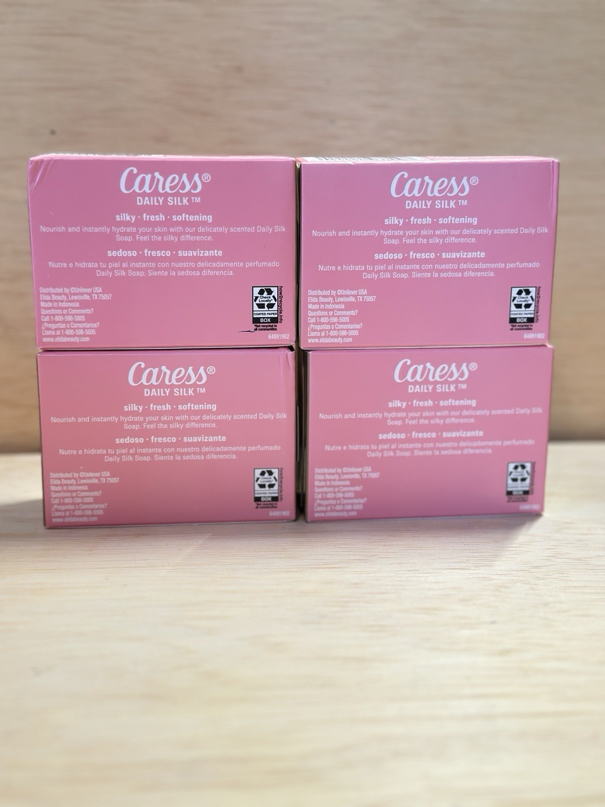 Lot 4-CARESS DAILY SILK BAR SOAP WHITE PEACH & ORANGE BLOSSOMS BARS 3.15 Oz Ea