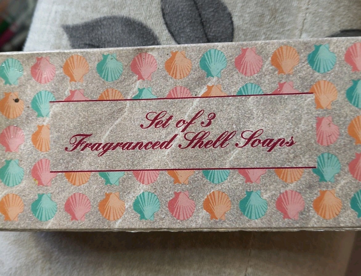 Vintage 3 SEASHELL SOAPS NIB, Made In Turkey