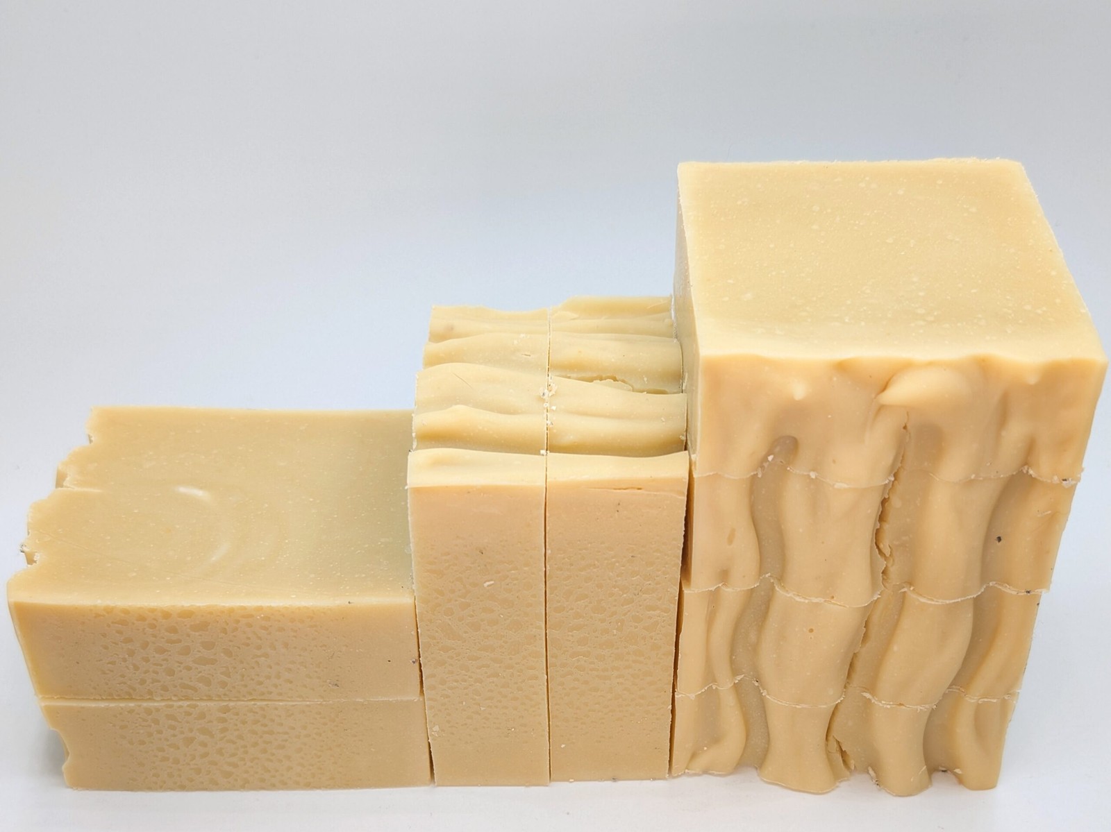 Mango Butter, Apricot and Jojoba Oil Scrub Bar with Brazilian Yellow Clay