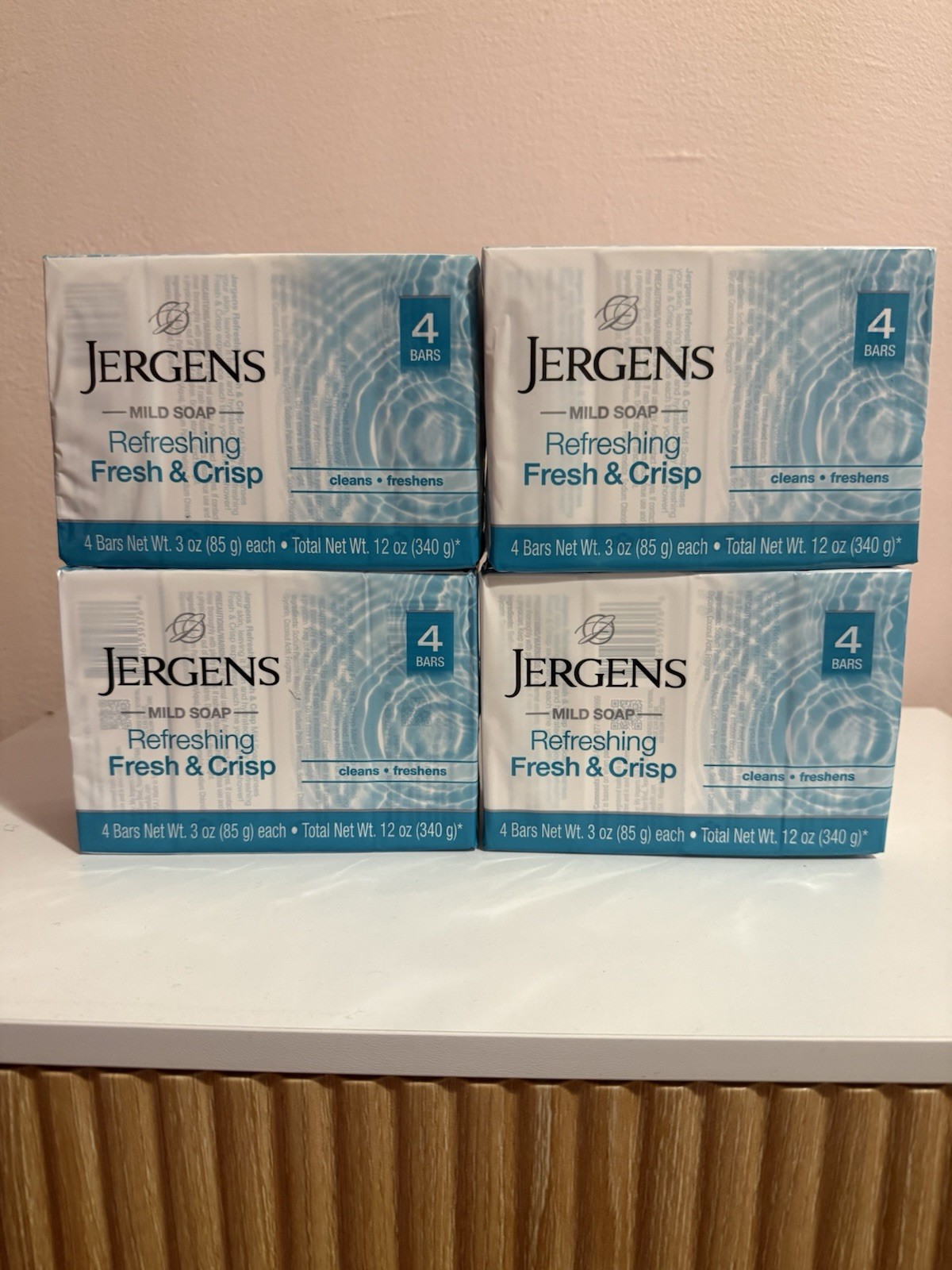 Jergens Mild Soap Refreshing Fresh & Crisp Scent. 4 Pack 16 Bars Total 3 oz Ea