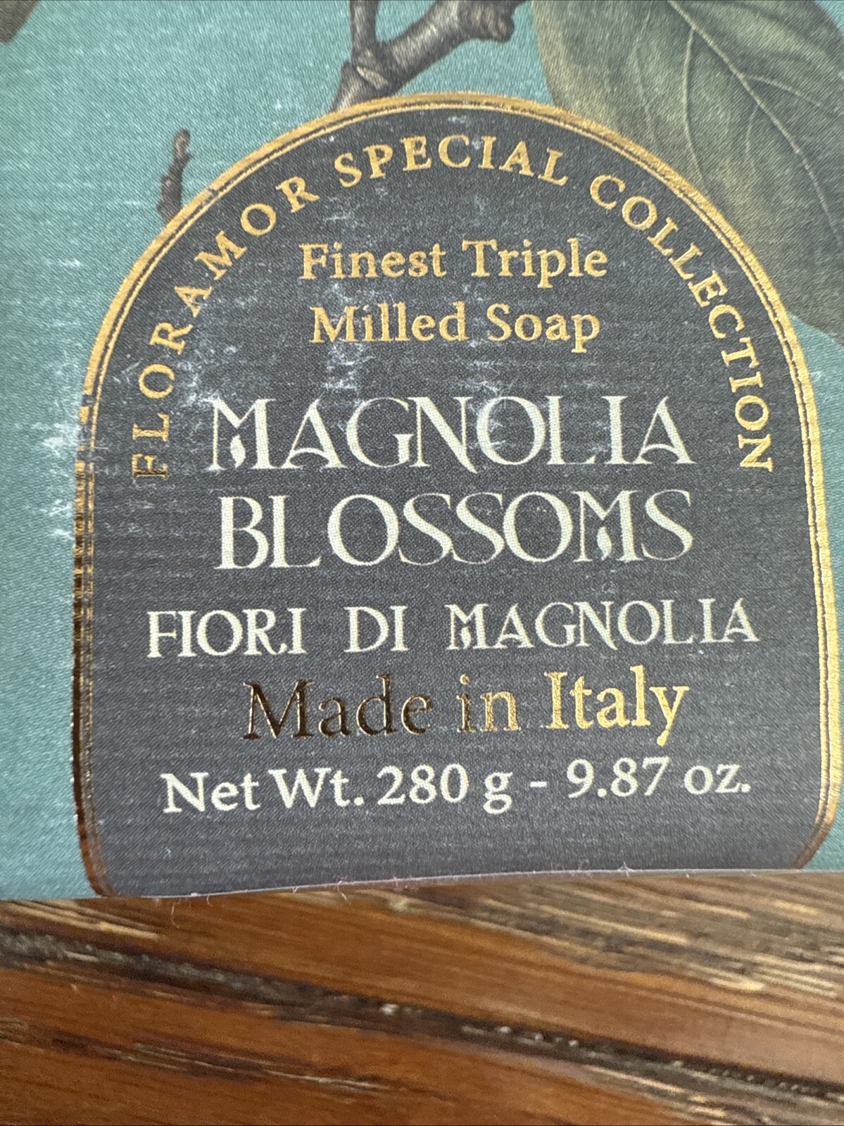 Floramor Firenze Magnolia BLOSSOMS Triple Milled Soap. Made In Italy 9.87oz