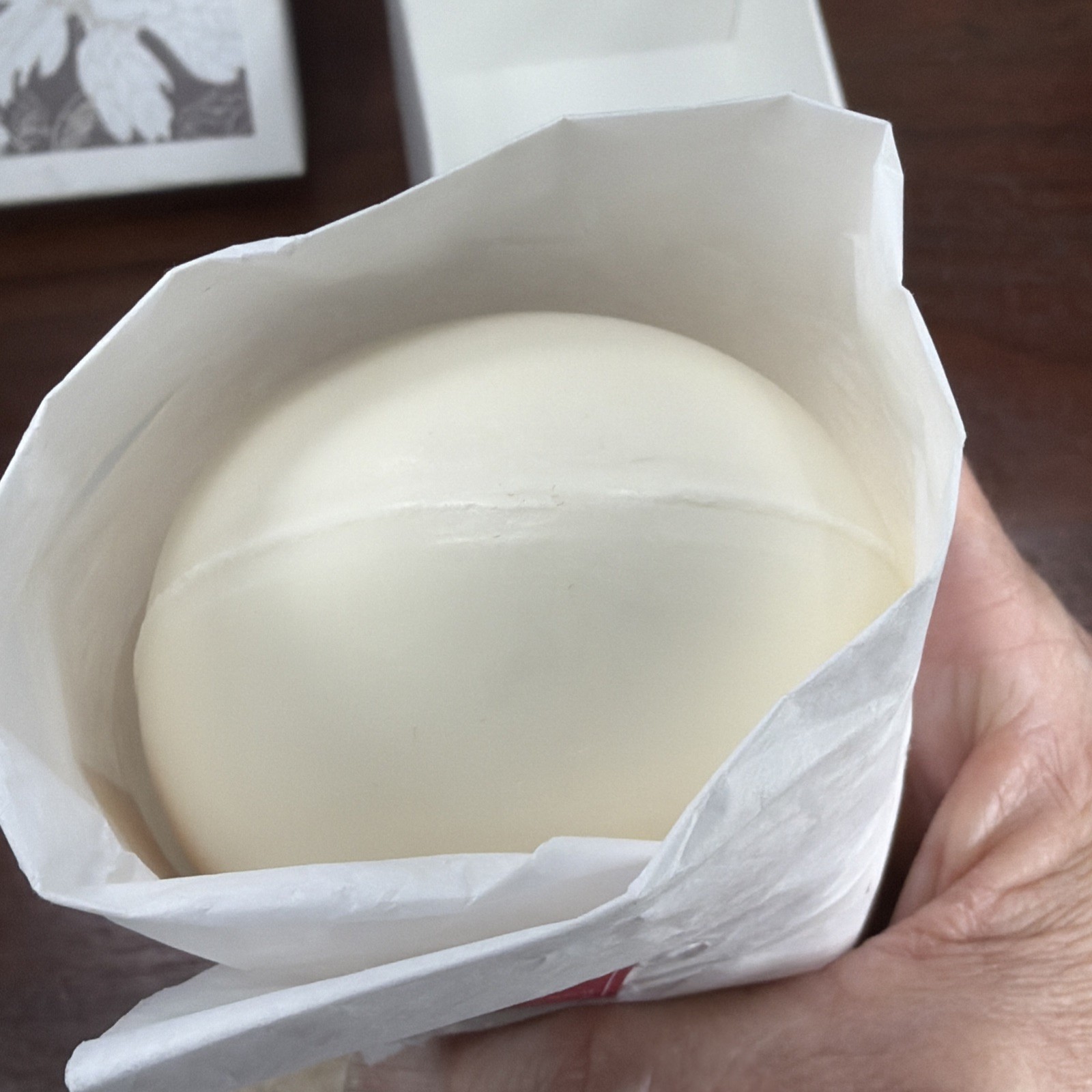 Lollia Finest Perfumed Soap “LOLLIA IN LOVE” Classic Petal Shea Butter 8.6 oz