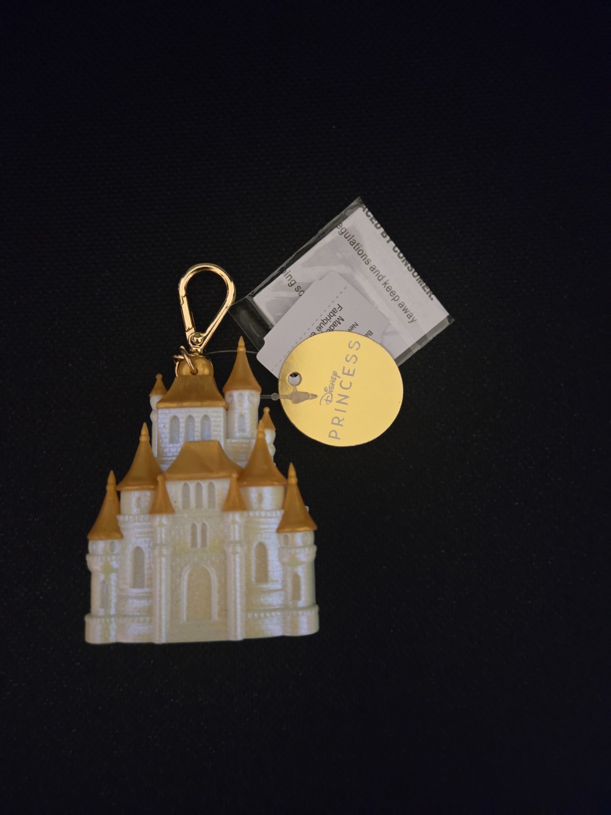 BATH AND BODY WORKS DISNEY PRINCESS CASTLE POCKETBAC HOLDER BRAND NEW