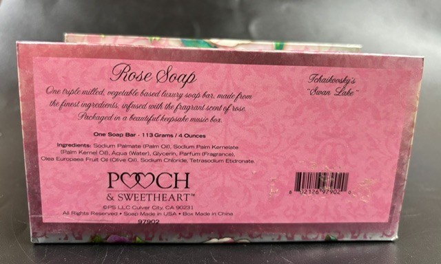 VTG Pooch & Sweetheart Flower & Butterfly Music Box with Sealed Soap – Free Ship