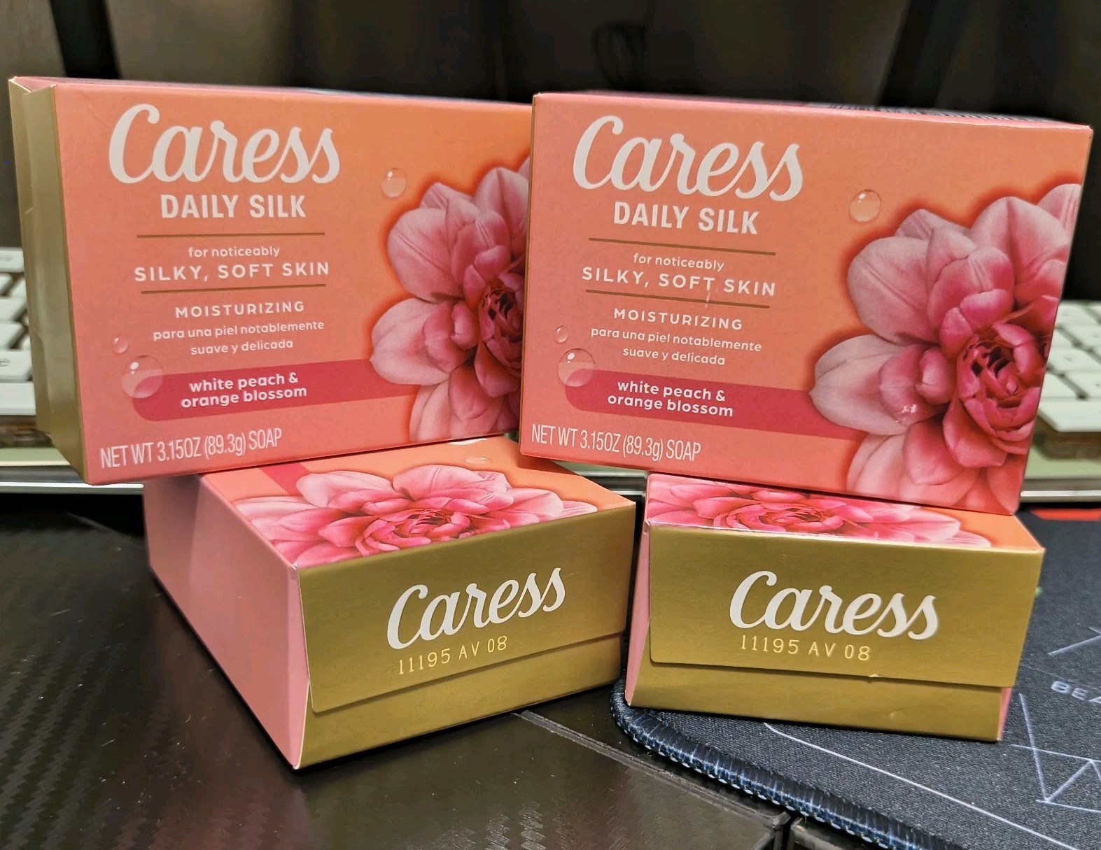 (6 Bars) CARESS DAILY SILK BAR SOAP WHITE PEACH & ORANGE BLOSSOMS 3.15 Oz