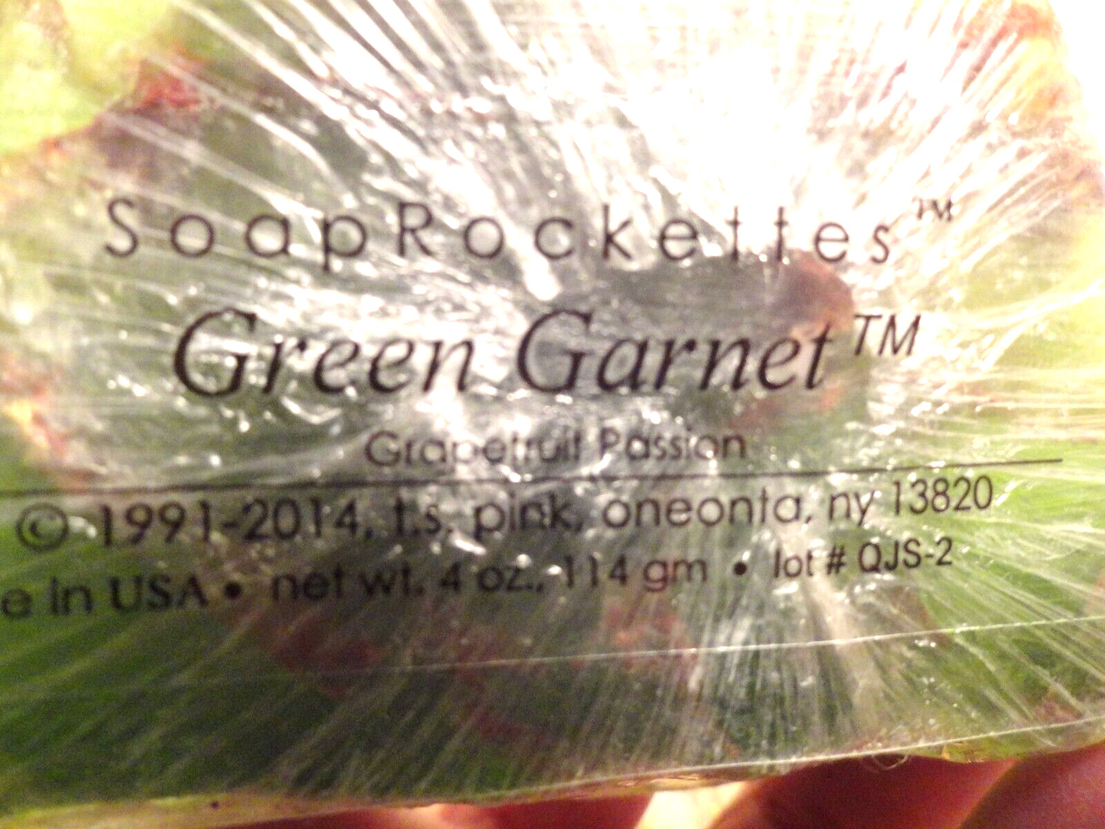SOAP ROCKETTES GREEN GARNET GRAPEFRUIT PASSION 4 OZ.🌺