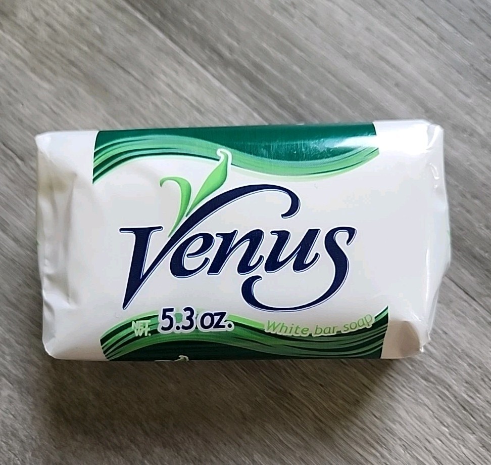 Venus White Bar Soap; 5.3 oz X 1 Bar Made In Mexico (Green Label)