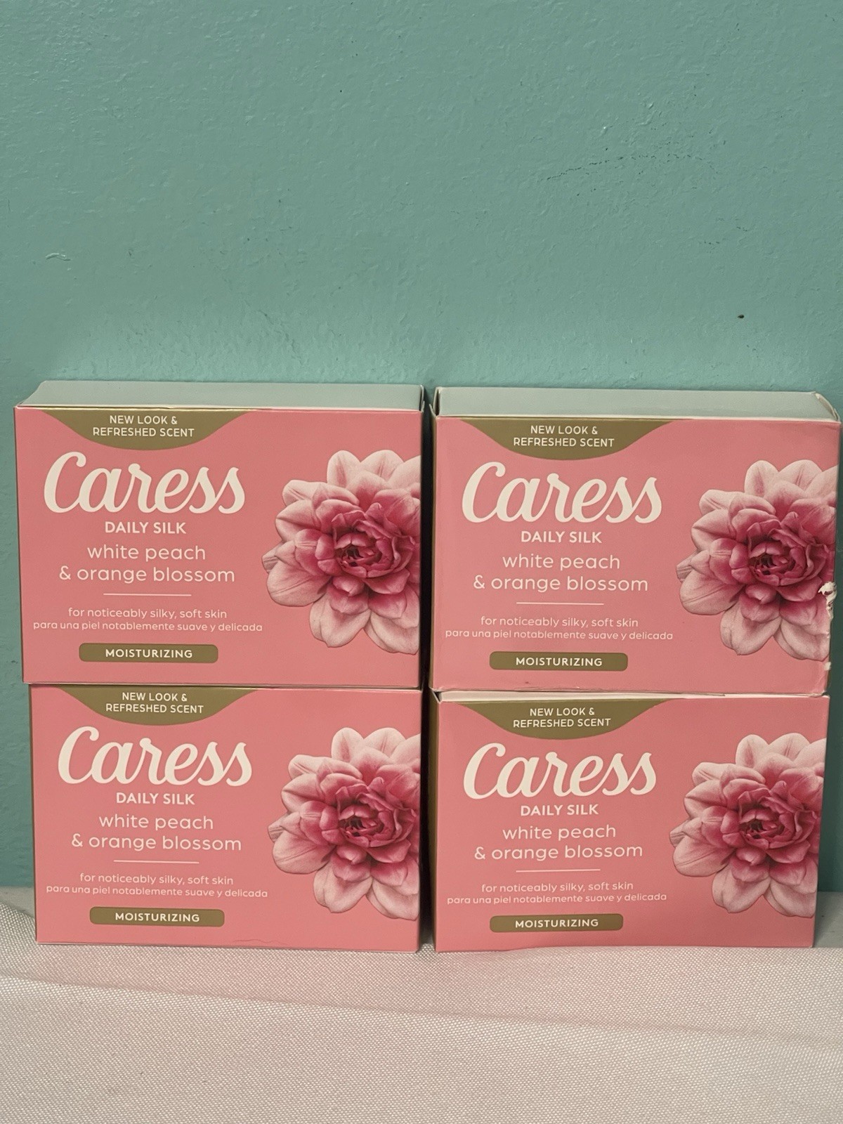 CARESS DAILY SILK BAR SOAP WHITE PEACH & ORANGE BLOSSOMS LOT OF 4 BARS 3.15 Oz
