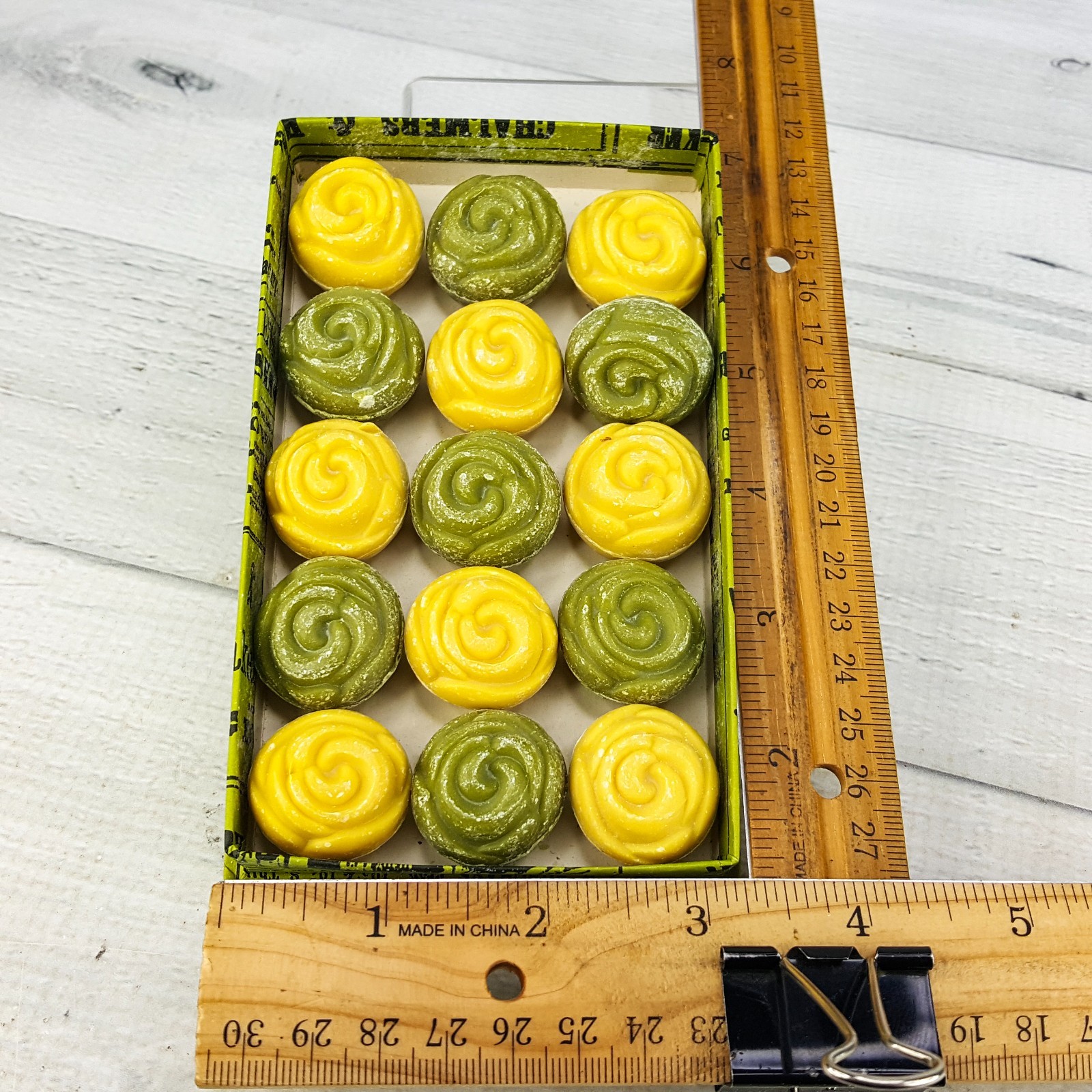 Vintage 15pc Rose Perfumed Guest Vanity Soap Mini Roses Yellow & Green in Box