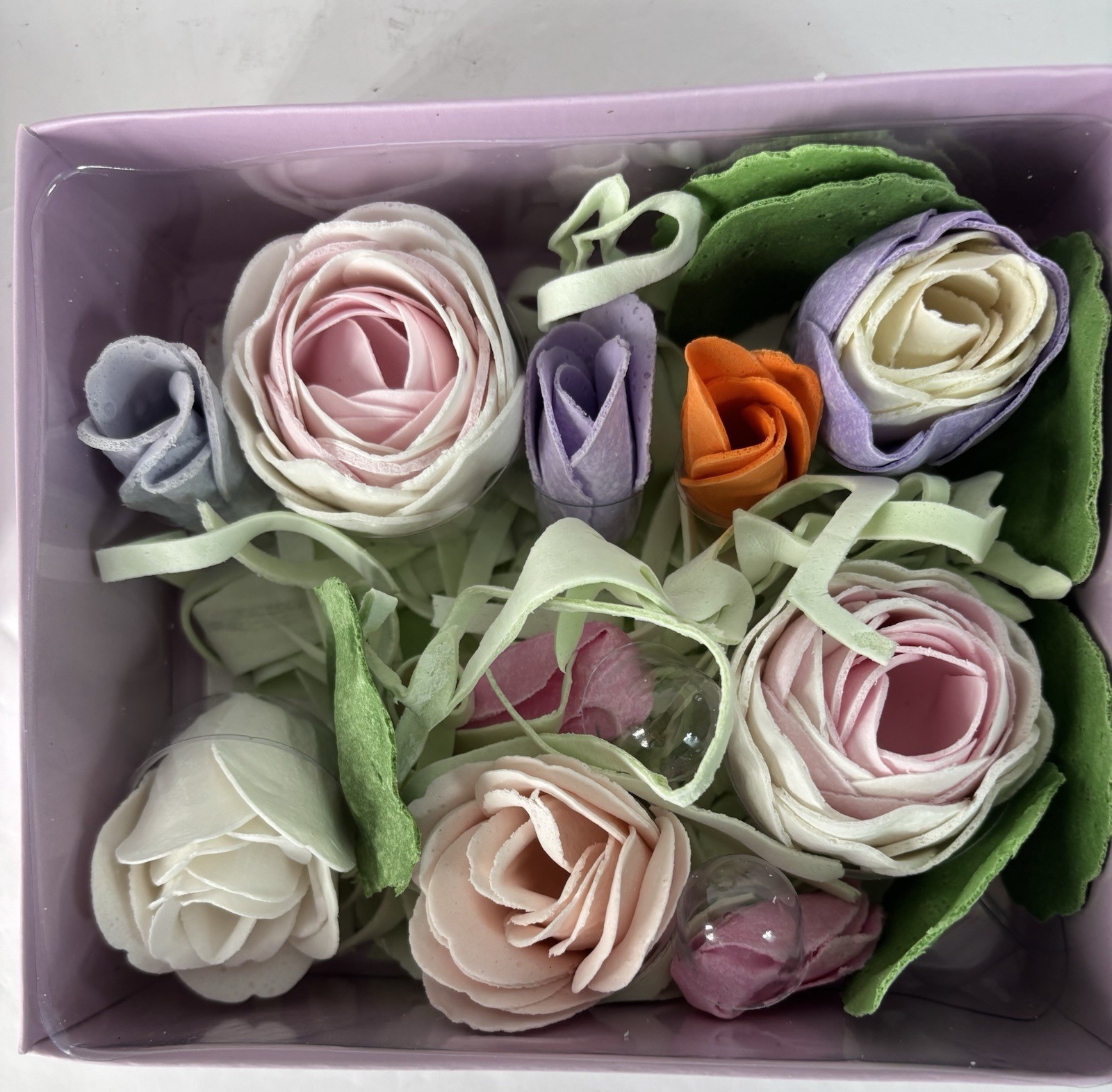 NIB Morgan & Grace Wild Roses Scented Soap Petals Pretty Pink Rose Soap