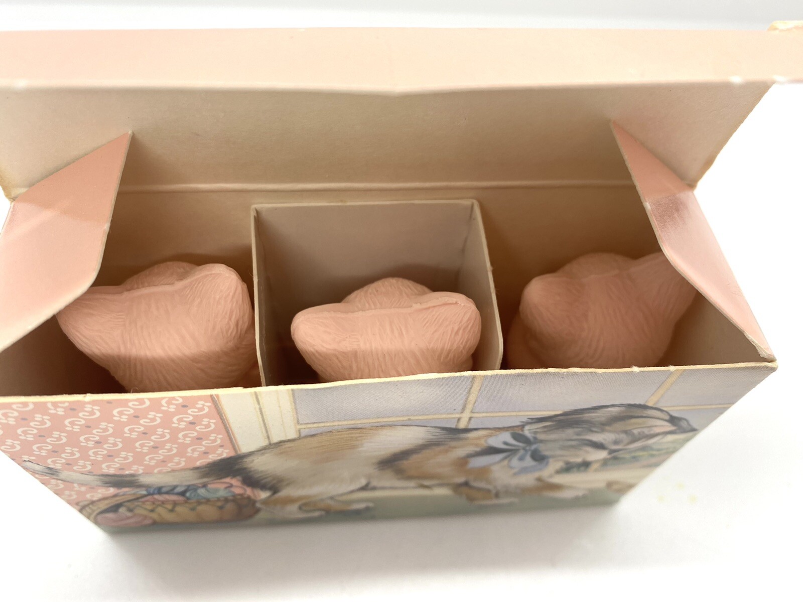 Vintage Avon Products 1987 Kitty Trio 3 Pink Kitten Cat Fragranced Soaps 3oz