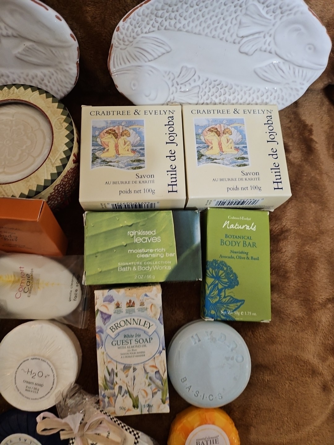 Luxury Soaps & 2 Mud Pie Soap Dish Lot Of 25 Soaps NEW