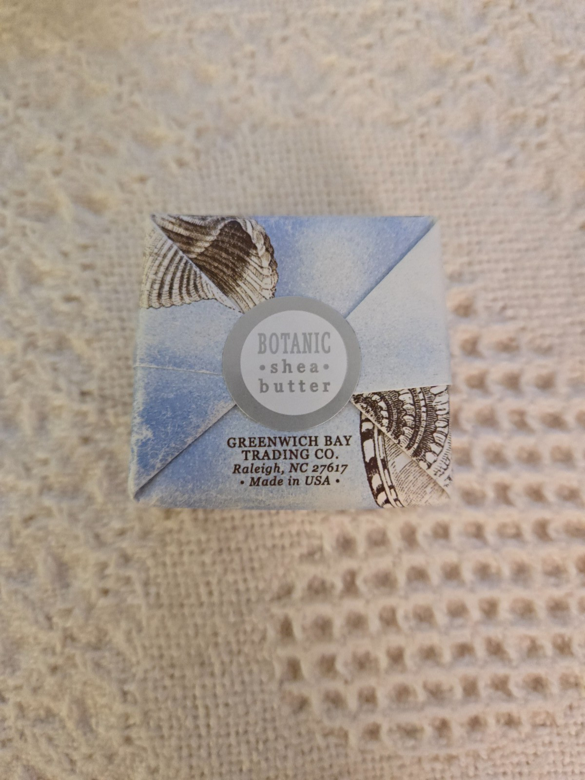 New Ocean Pur Bintanic Shea Butter Cup 1.90 oz Soap