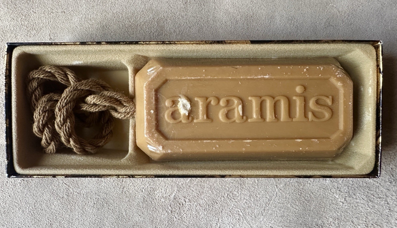 Vintage Aramis Body Shampoo On A Rope 5.75oz Bar Soap New In Box NOS