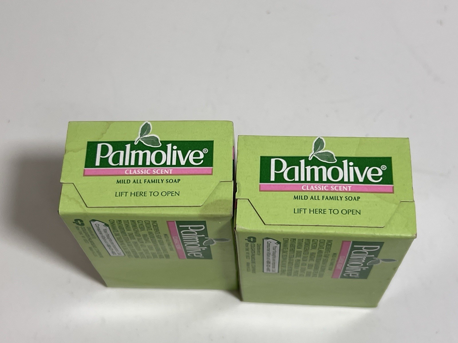 2 Bars Palmolive Bath Bar Soap Classic Scent 3.2 oz Mild All Family Soap