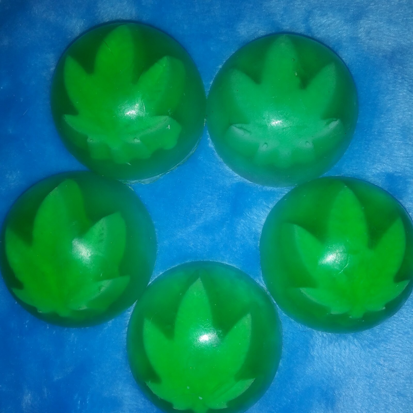 Decorative & Moisturizing Novelty Leaf Hand Soaps for fans Of 420. (5 ct)