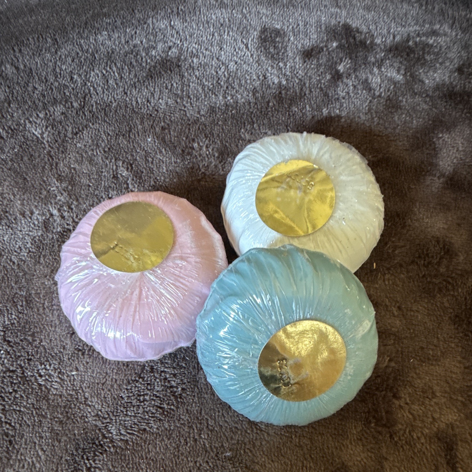 Assorted Round Textured Body & Hand Bar Soap Multipack Pink Blue White 3 pcs