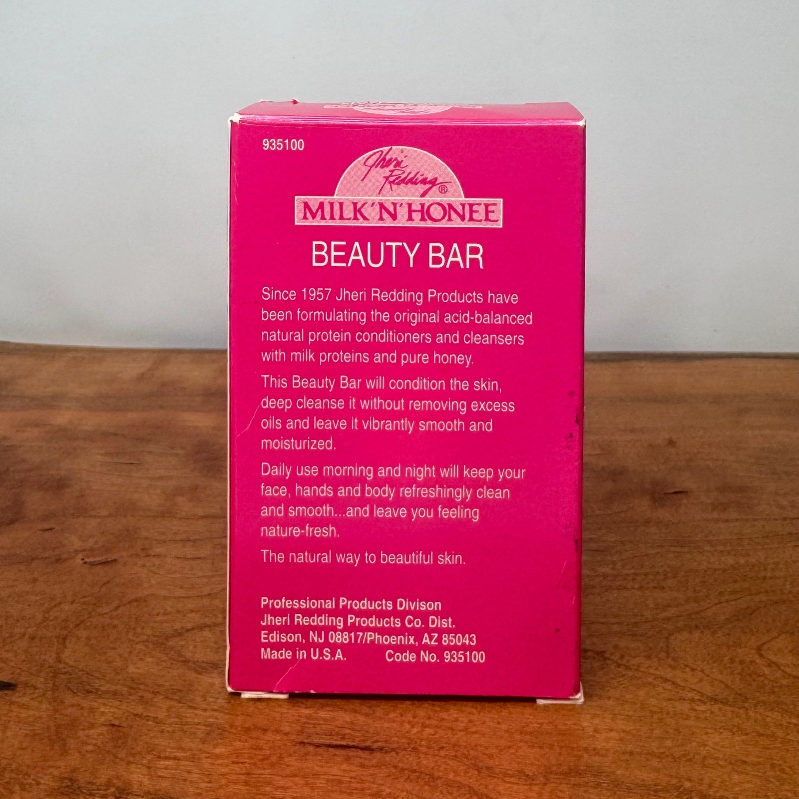 Vintage Jheri Redding Milk N Honee Beauty Bar Natural Vegetable Soap 3oz